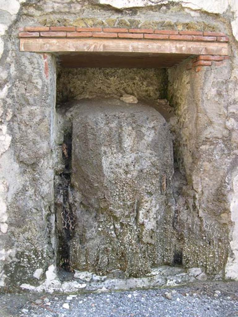 Villa dei Papiri, Herculaneum. July 2004. Second unexcavated room, on first lower level, still blocked with eruption material.
Photo courtesy of Jennifer Stephens.
©jfsPAP0666